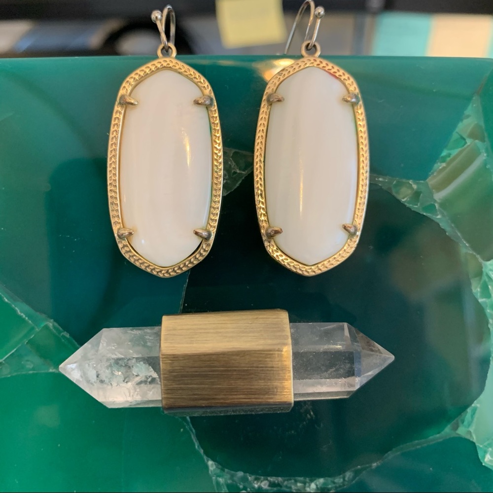 Kendra Scott Elle earrings